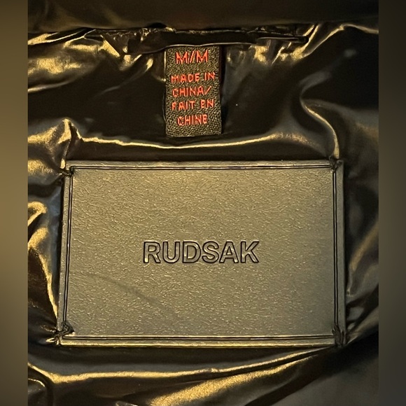 NWT RUDSAK “Alessia” Duck Down Black Quilted Puffer Jacket Size Medium - Picture 14 of 16